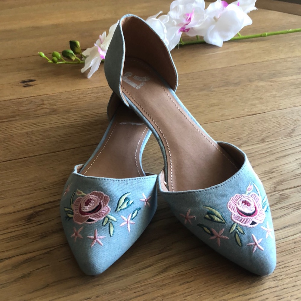 Report Denim Floral Embroidered Flats Size 10W